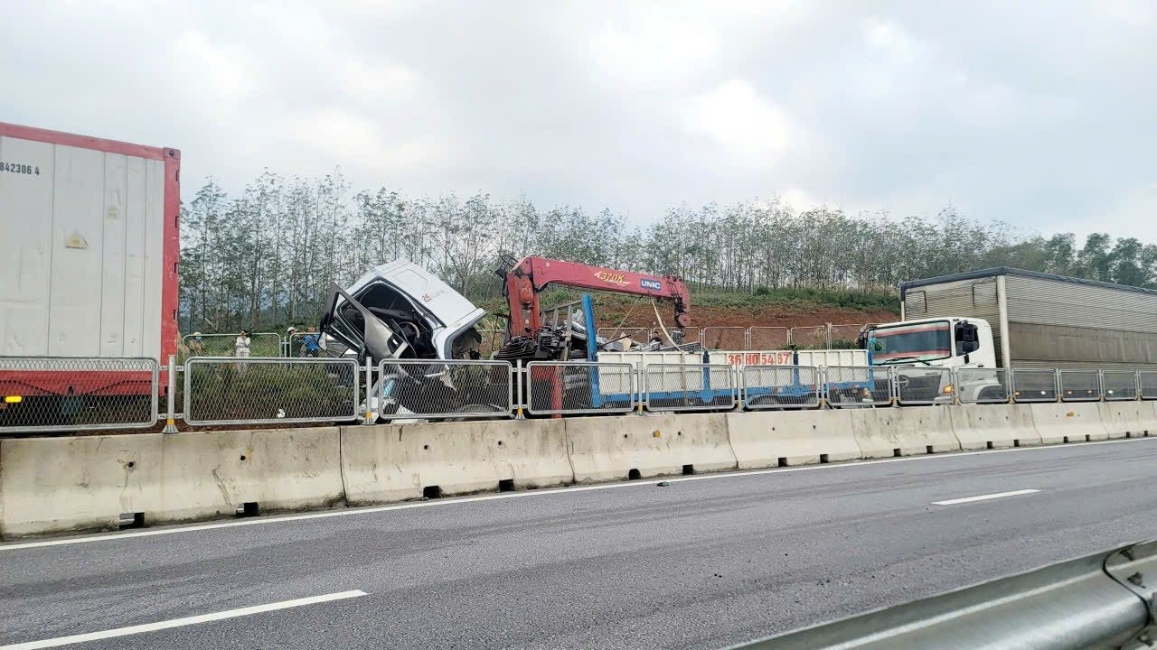 tin tức mới nhất hôm nay tổng hợp